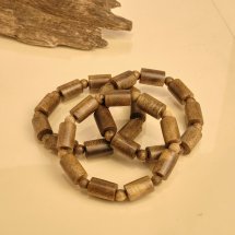 Vòng tay trầm hương -Trầm tốc vườn đốt trúc 10li – Trúc Hưng Vượng Phát