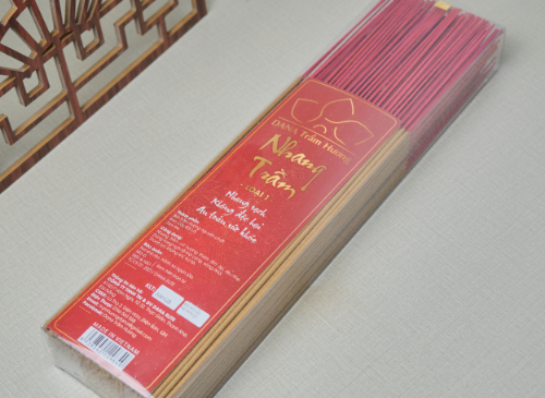 Nhang Trầm Hỏa Nhât DANA, 38cm hộp 500gr