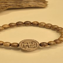 Vòng tay Trầm Hương, Trầm tốc vườn mix charm gỗ 7 li mộc mạc,sang trọng