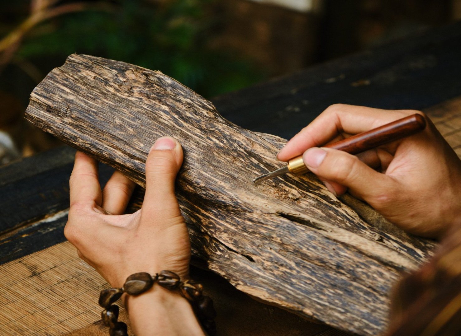 Bí kíp lựa chọn trầm hương chất lượng uy tín