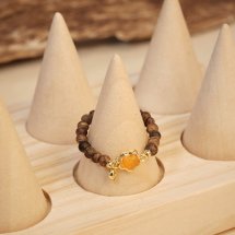 Nhẫn Trầm Hương, Trầm Tự Nhiên Treo Charm May Mắn Dana Trầm Hương