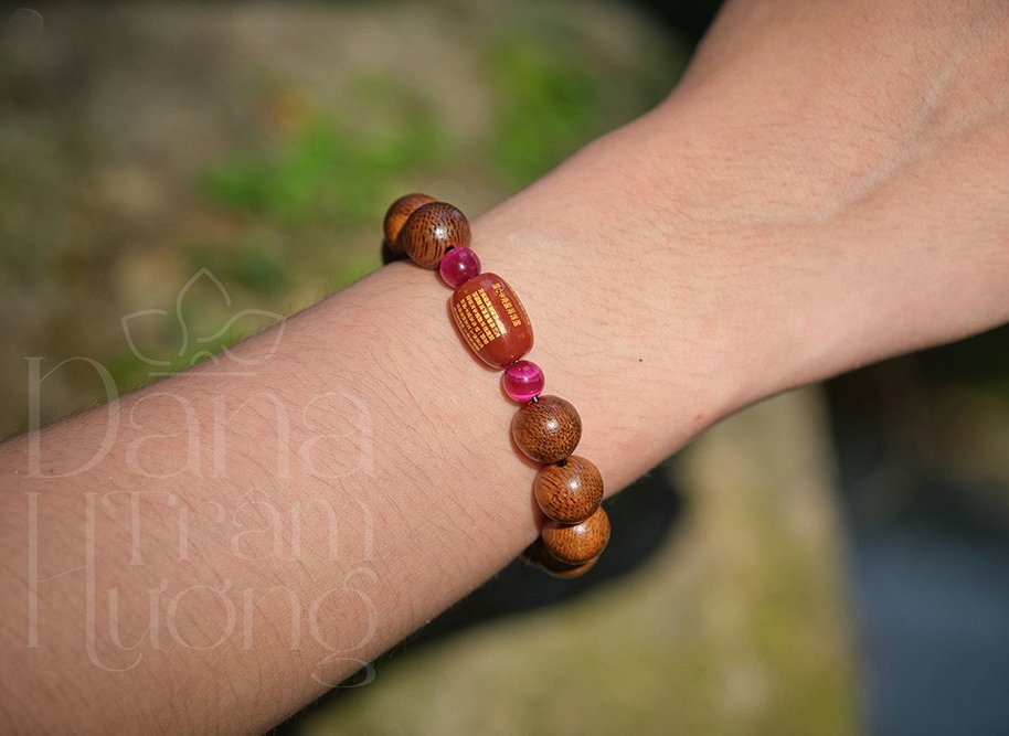 Vòng tay trầm hương Trầm tốc vườn 10li – phối lu đá bát nhã tâm kinh