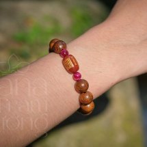 Vòng tay trầm hương Trầm tốc vườn 10li – phối lu đá bát nhã tâm kinh